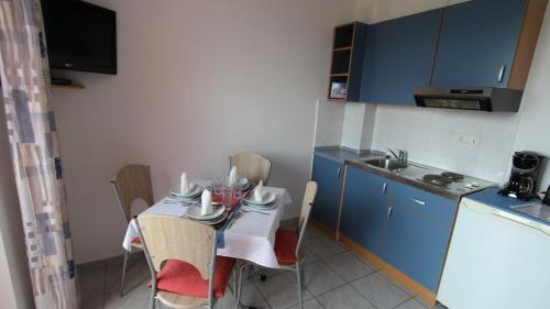 Apartment In Malinska/insel Krk 35483