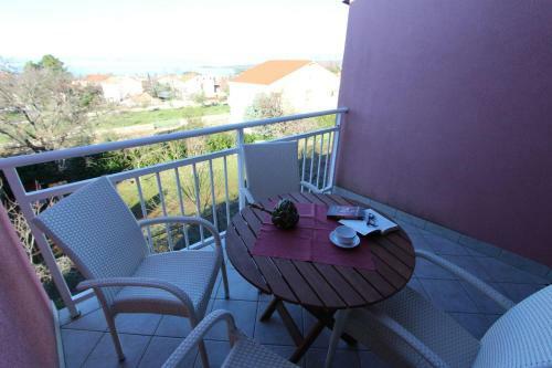 Apartment In Malinska/insel Krk 35483