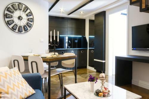 Dezign Superior Apartments