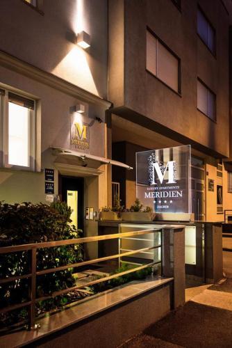 Apartments And Rooms With Parking Space Zagreb - 14675