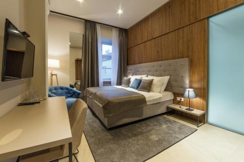 De?man Luxury Apartments