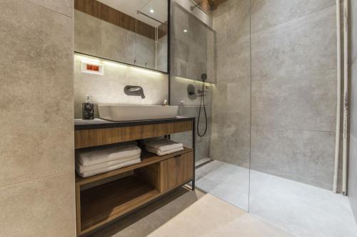 De?man Luxury Apartments
