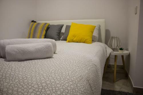Hostal Apartment Complex Recek