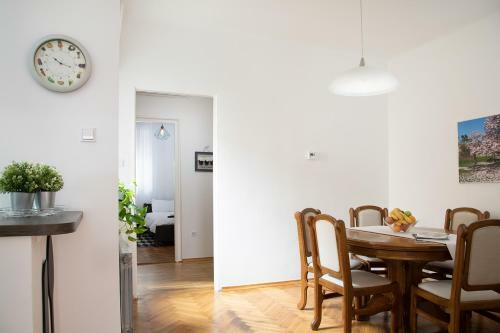 Modern Spacious 3bdr Apartment In Heart Of Zagreb