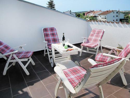 Holiday Home Haus Divna (pul578)