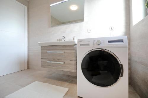 Villa Olive Garden Apartments