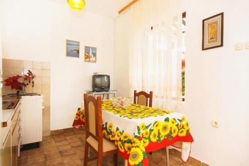 Apartments With A Parking Space Sukosan (zadar) - 5777