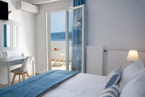 Naiades Marina Hotel
