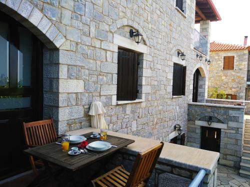 Atha-tina:traditional Stone Homes