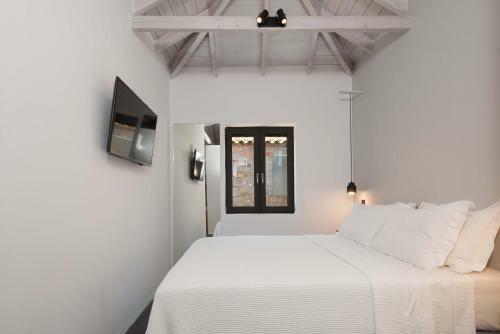 Calme Suites Mani