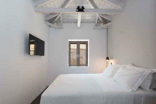 Calme Suites Mani