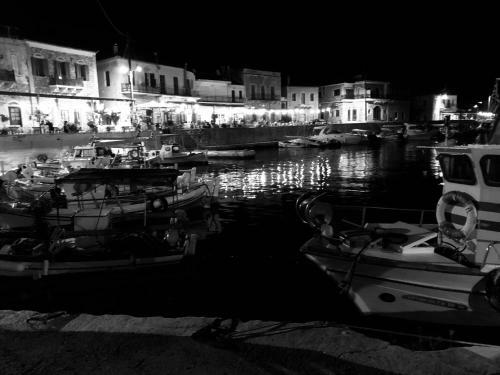 Calme Suites Mani