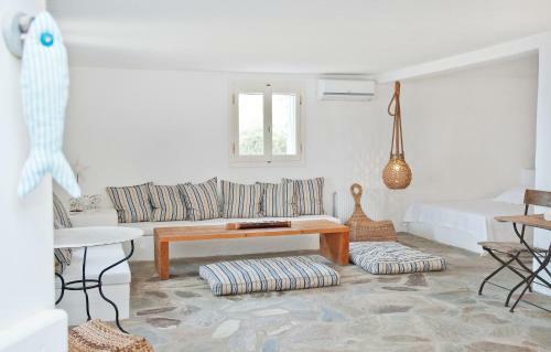 Aenaos Villa, Tinos