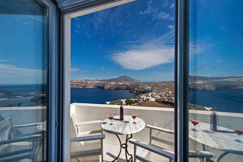 Apanemo Hotel & Suites
