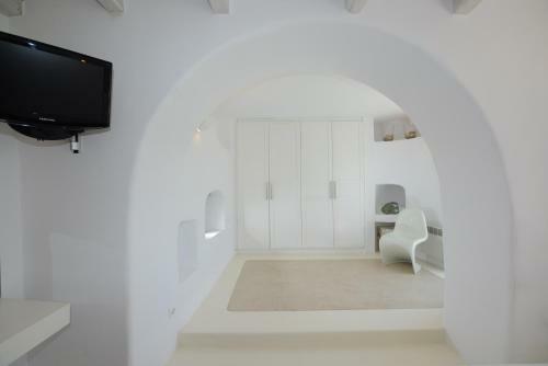 Newly-built Private, Luxury Villa With Private Pool In Ano Mera