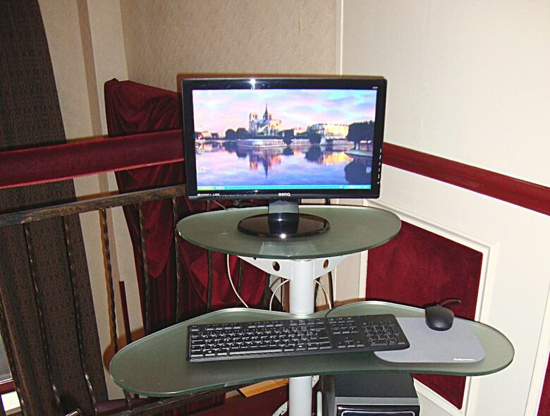 Hotel Pax Opera