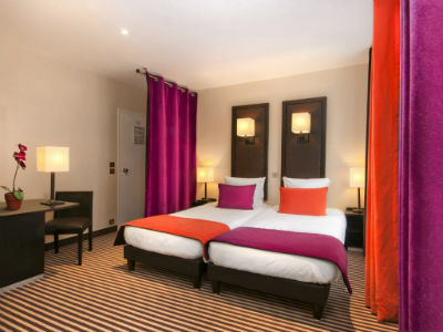 Hotel Pax Opera