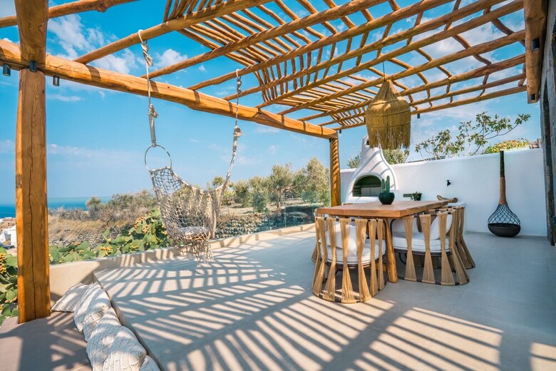 Ayama Hideaway Villa By Calm Collection