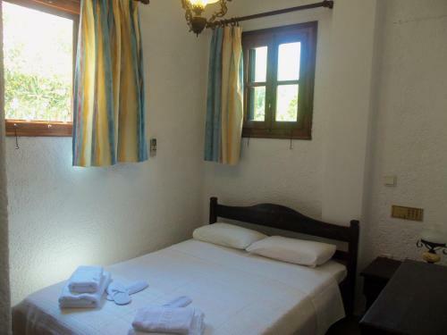 Alexandros Hotel