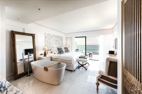Hotel Abaton Island Resort & Spa