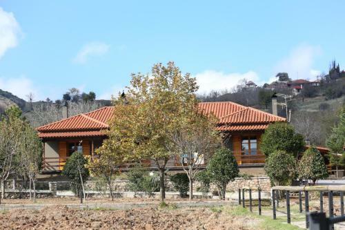 Hotel Orias Guesthouse & Farm