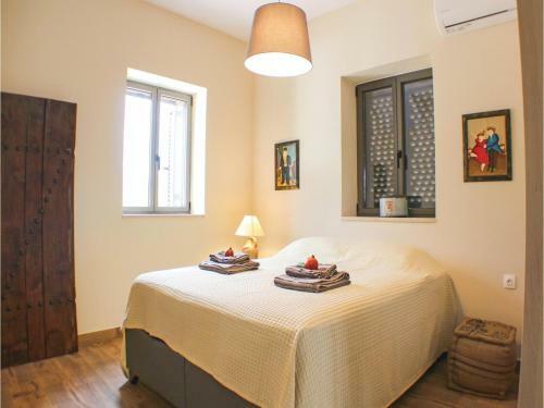 Four-bedroom Holiday Home In Kardamyli