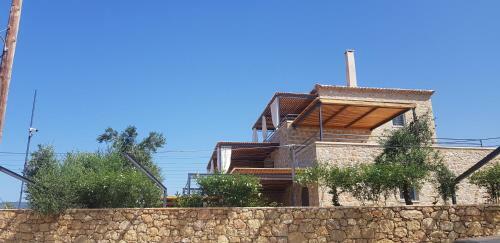 Hostal Lithos Guesthouse
