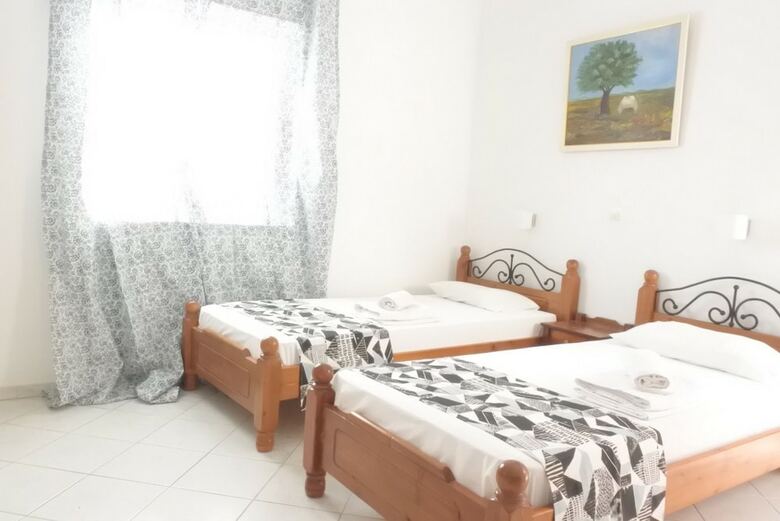 Hostal Fardini Seaside Hotel