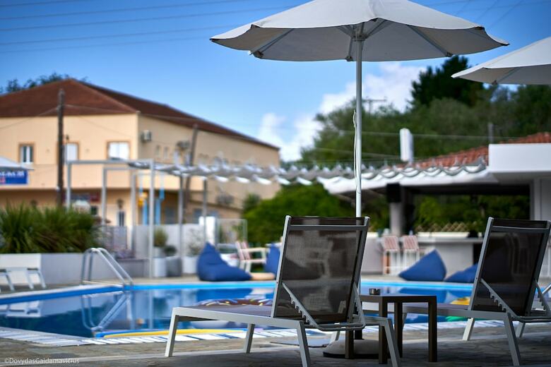 Hostal Fardini Seaside Hotel
