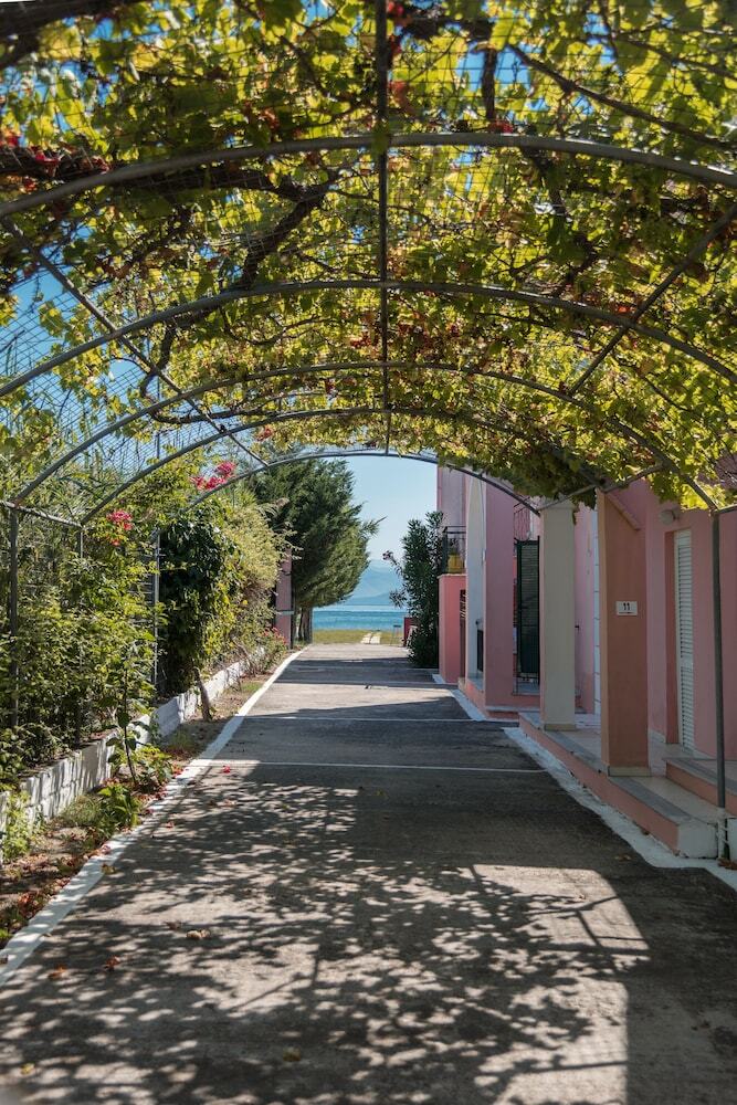 Hostal Fardini Seaside Hotel