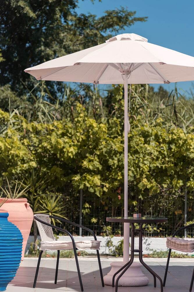 Hostal Fardini Seaside Hotel
