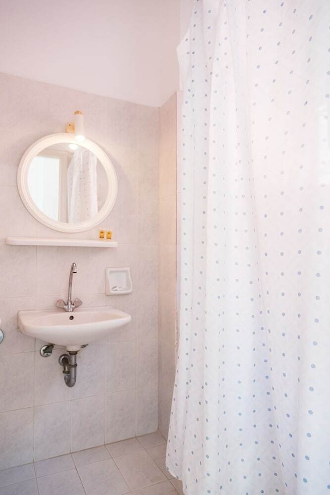 Hostal Fardini Seaside Hotel