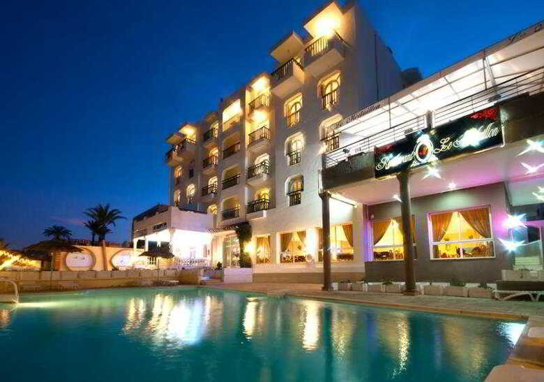 Hotel Royal Beach