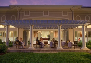 Hotel Sandals Emerald Bay
