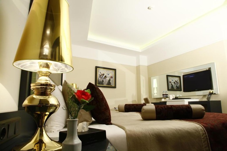 Hotel Mirilayon