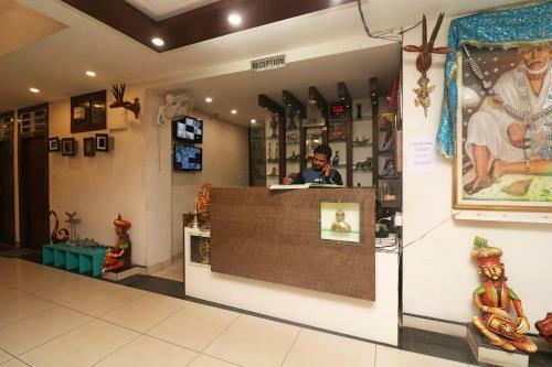 Oyo 27611 Hotel Shree Regency