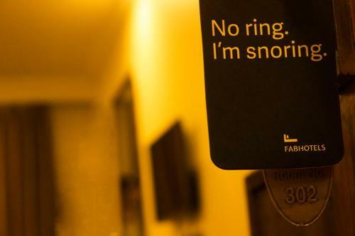 Hotel Fabexpress Orange Suites Santacruz East