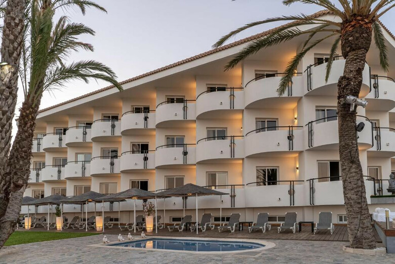 Hotel Ramada Resort By Wyndham Puerto de Mazarron