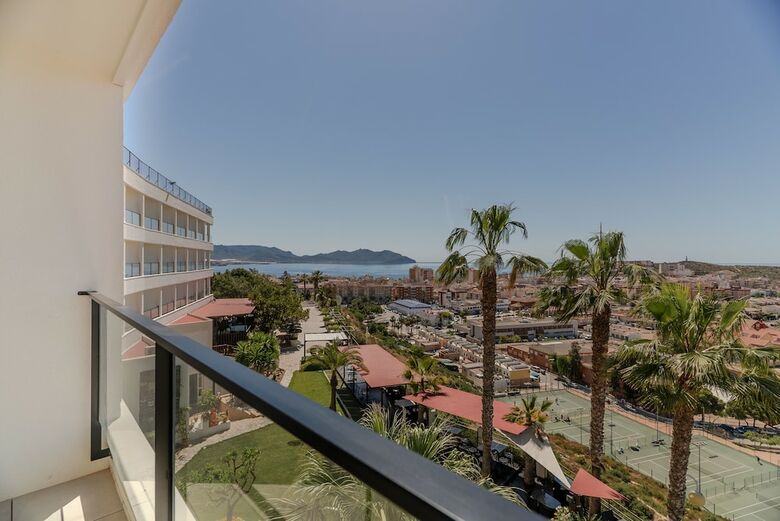 Hotel Ramada Resort By Wyndham Puerto de Mazarron