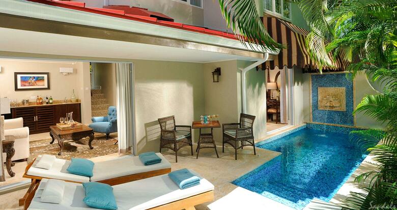 Hotel Sandals Regency La Toc