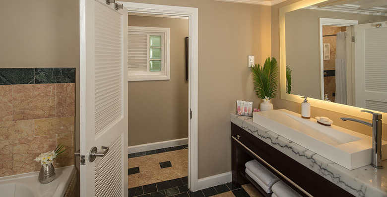 Hotel Sandals Regency La Toc