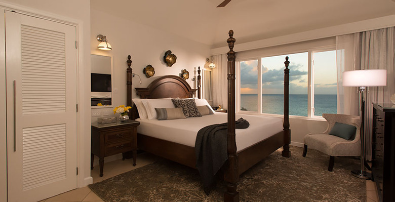 Hotel Sandals Regency La Toc