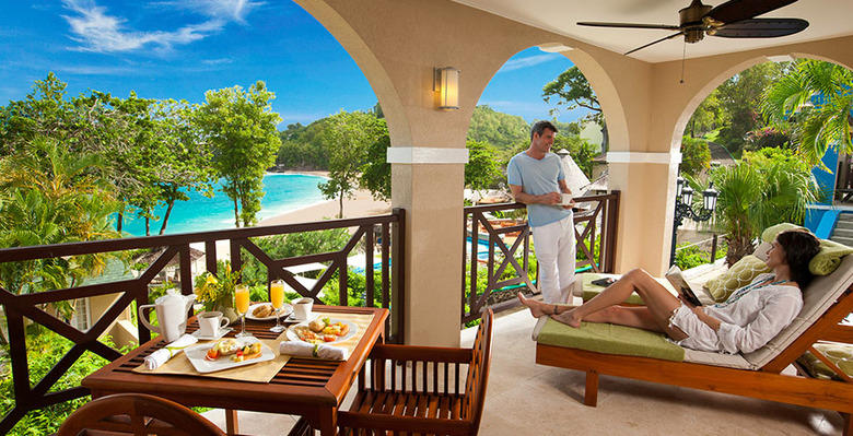 Hotel Sandals Regency La Toc