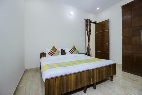 Apartamentos Elegant 2bhk Abode Near Sahastradhara Road