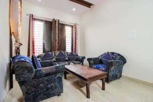 Apartamentos Elegant 2bhk Abode Near Sahastradhara Road