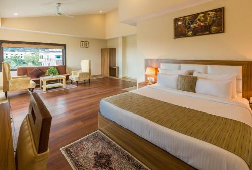 Hotel D'polo Club & Spa Resort