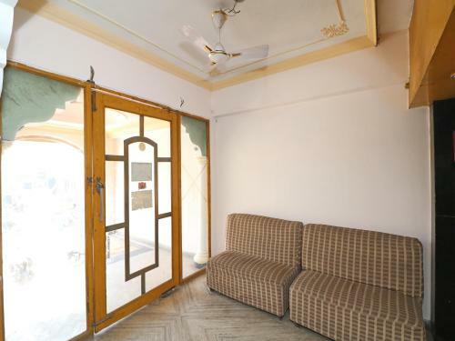 Oyo 23172 Hotel Heritage Inn