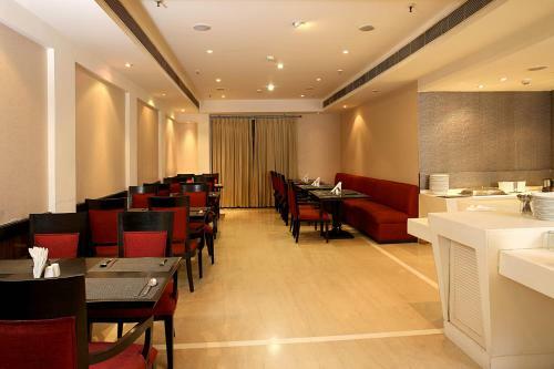 Hotel Ahuja Residency Vista Woods