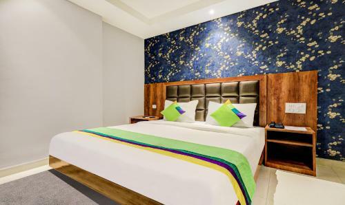 Oyo 9814 Hotel Parnil Palace 2
