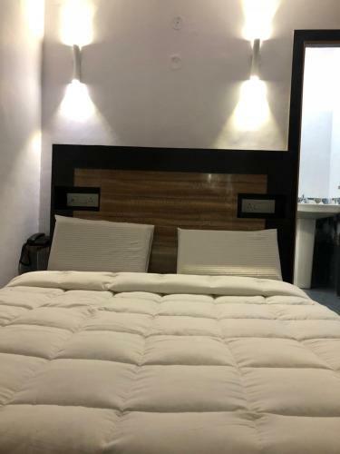 Hotel Pardesi's